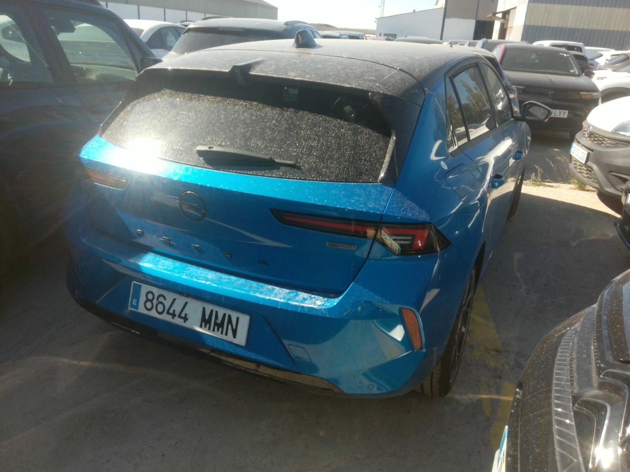 Foto Opel Astra PHEV 4
