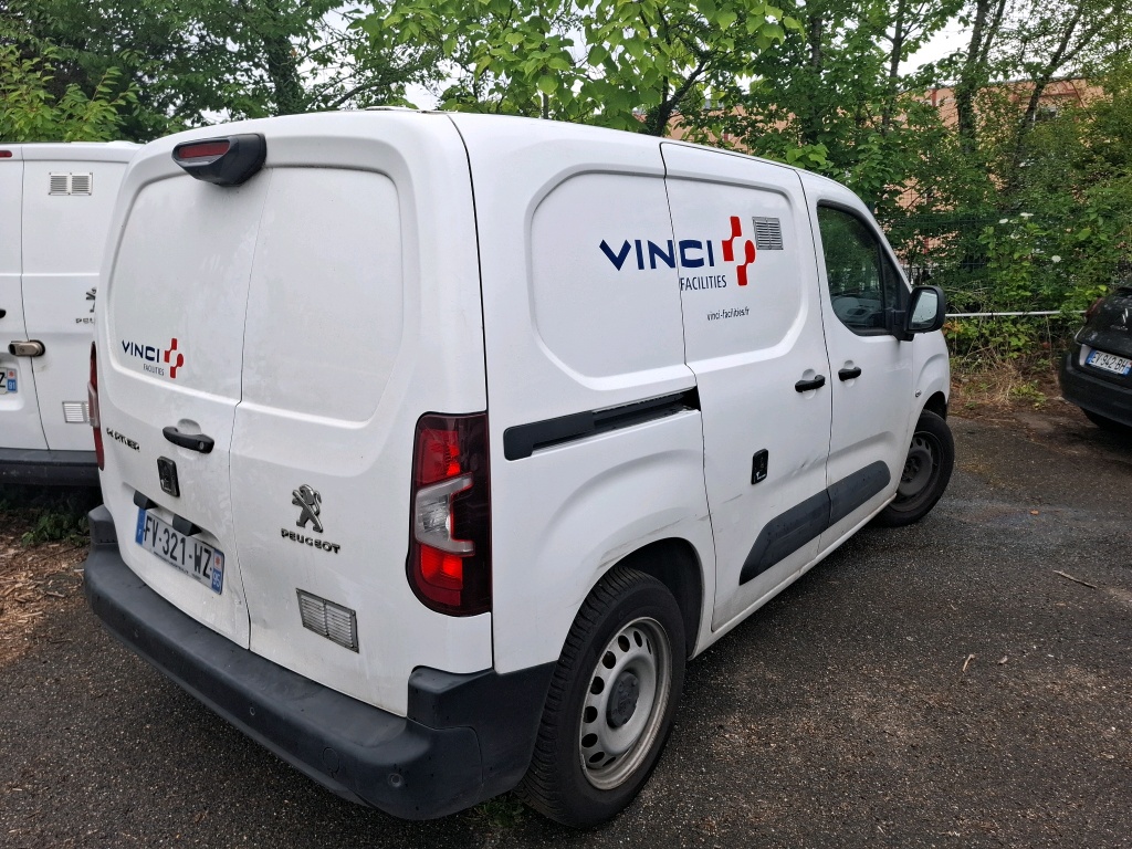 Peugeot PARTNER FOURGON STANDARD 650 KG PURETECH 130 S&S EAT8 ASPHALT 2020