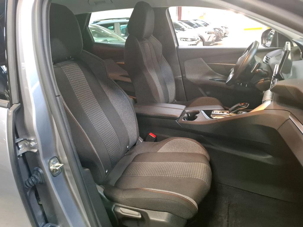 Peugeot 3008 Puretech 130ch S&S EAT8 Active Pack 2022