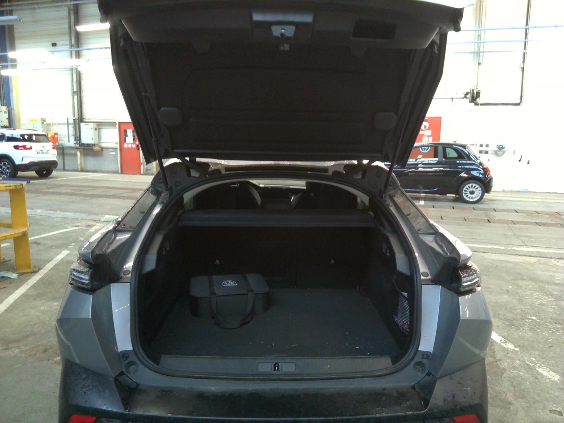 Peugeot 408 PHEV 225 e-EAT8 Allure Pack 2022