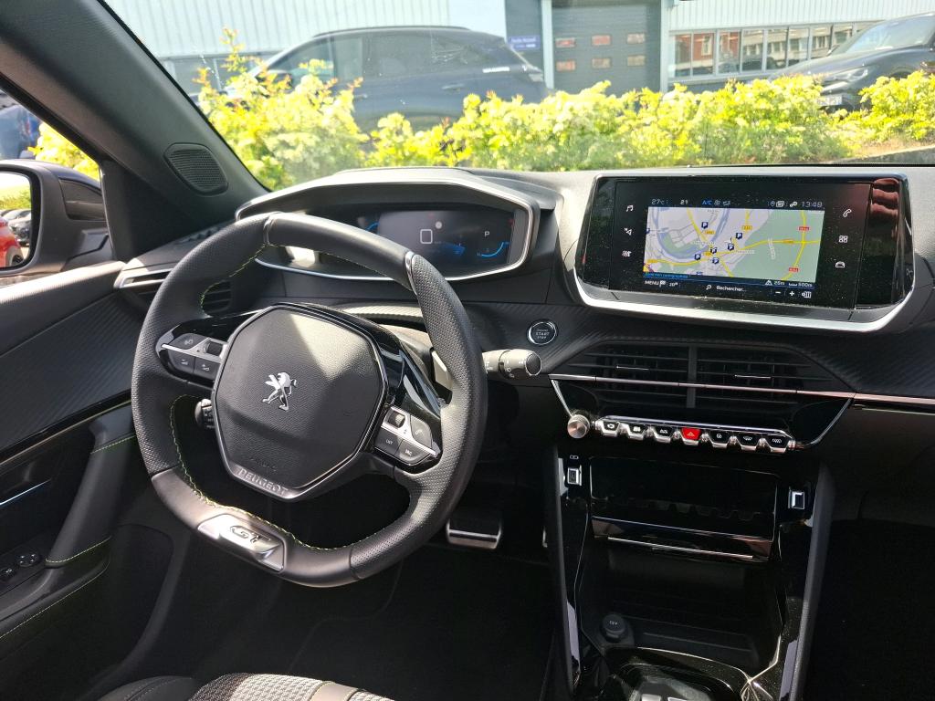 Peugeot 2008 PureTech 130 S&S EAT8 GT 2023