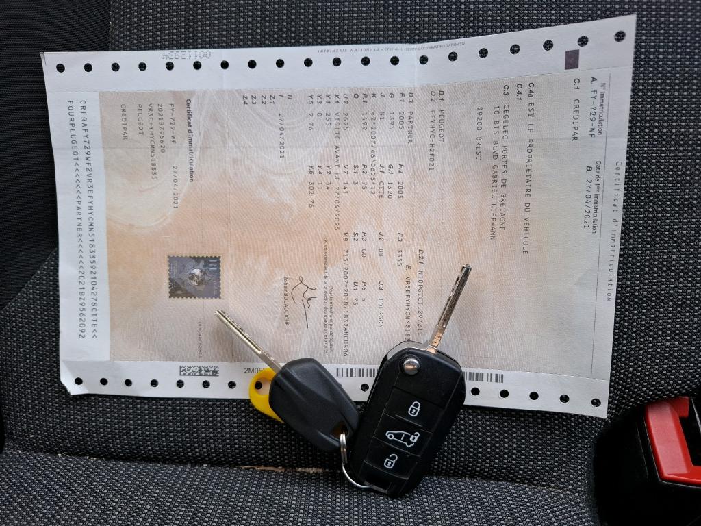 Peugeot PARTNER FOURGON STANDARD 650 KG BLUEHDI 100 S&S BVM5 PREMIUM 2021