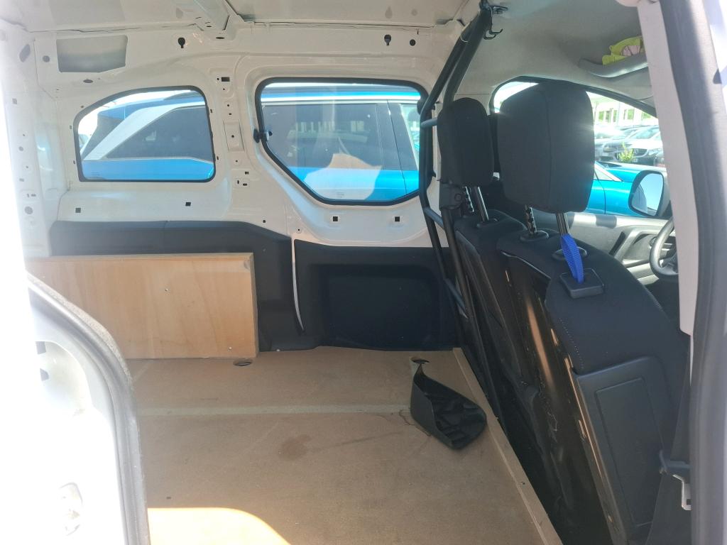 Peugeot PARTNER FOURGON STANDARD 1.6 BLUEHDI 75 BVM5 PREMIUM 2018