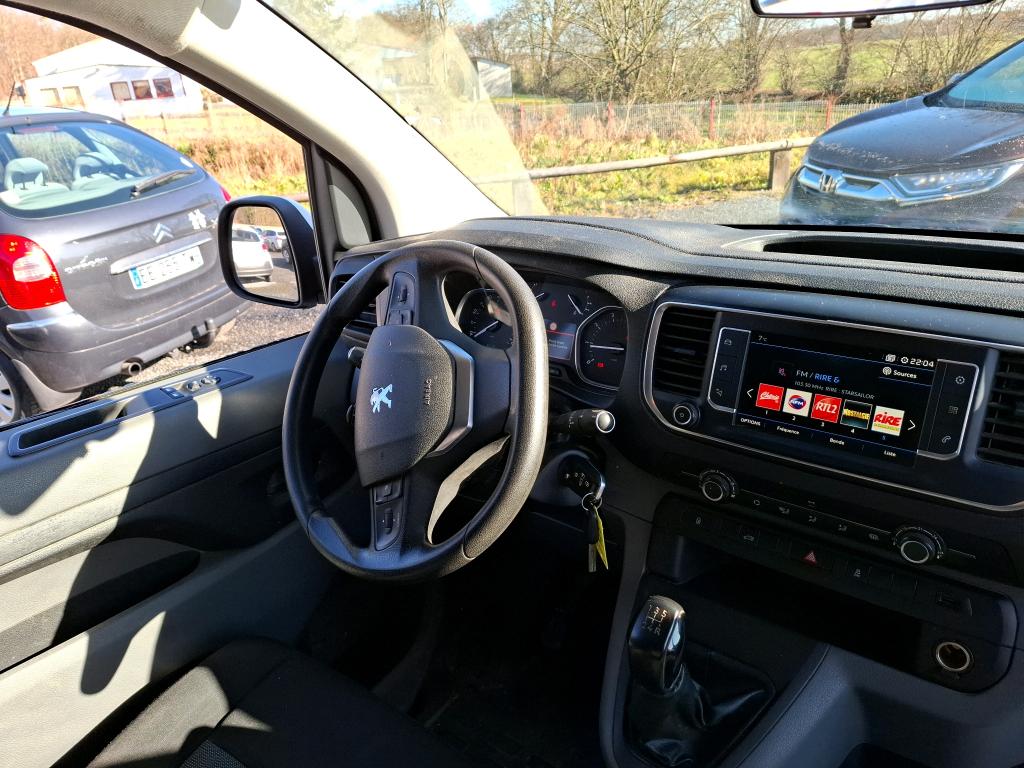 Peugeot EXPERT FGN TOLE STANDARD BLUEHDI 95 BVM5 PREMIUM PACK 2018