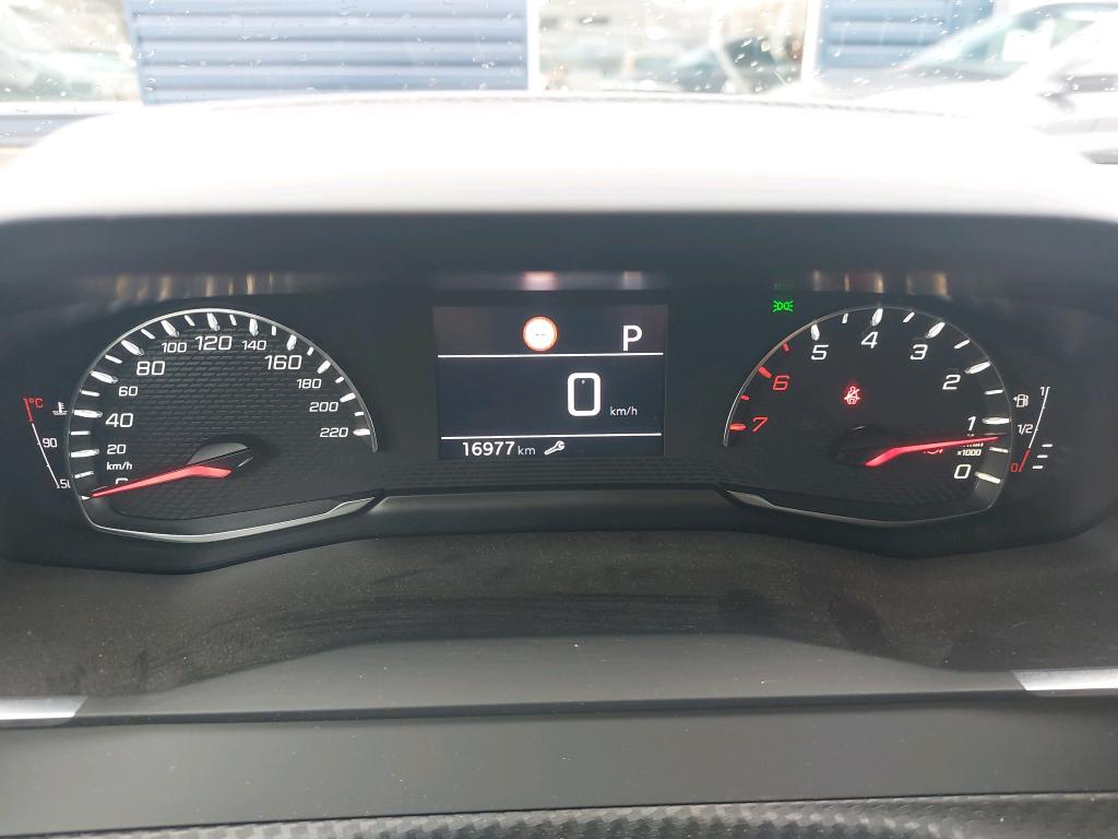 Peugeot 2008 BlueHDi 130 S&S EAT8 Allure Pack 2021