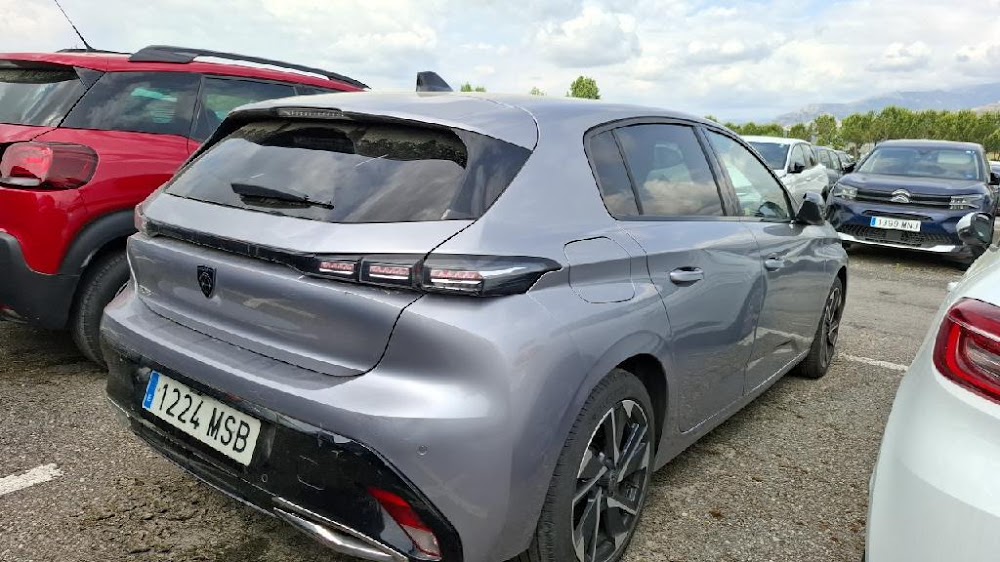 Foto Peugeot 308 9
