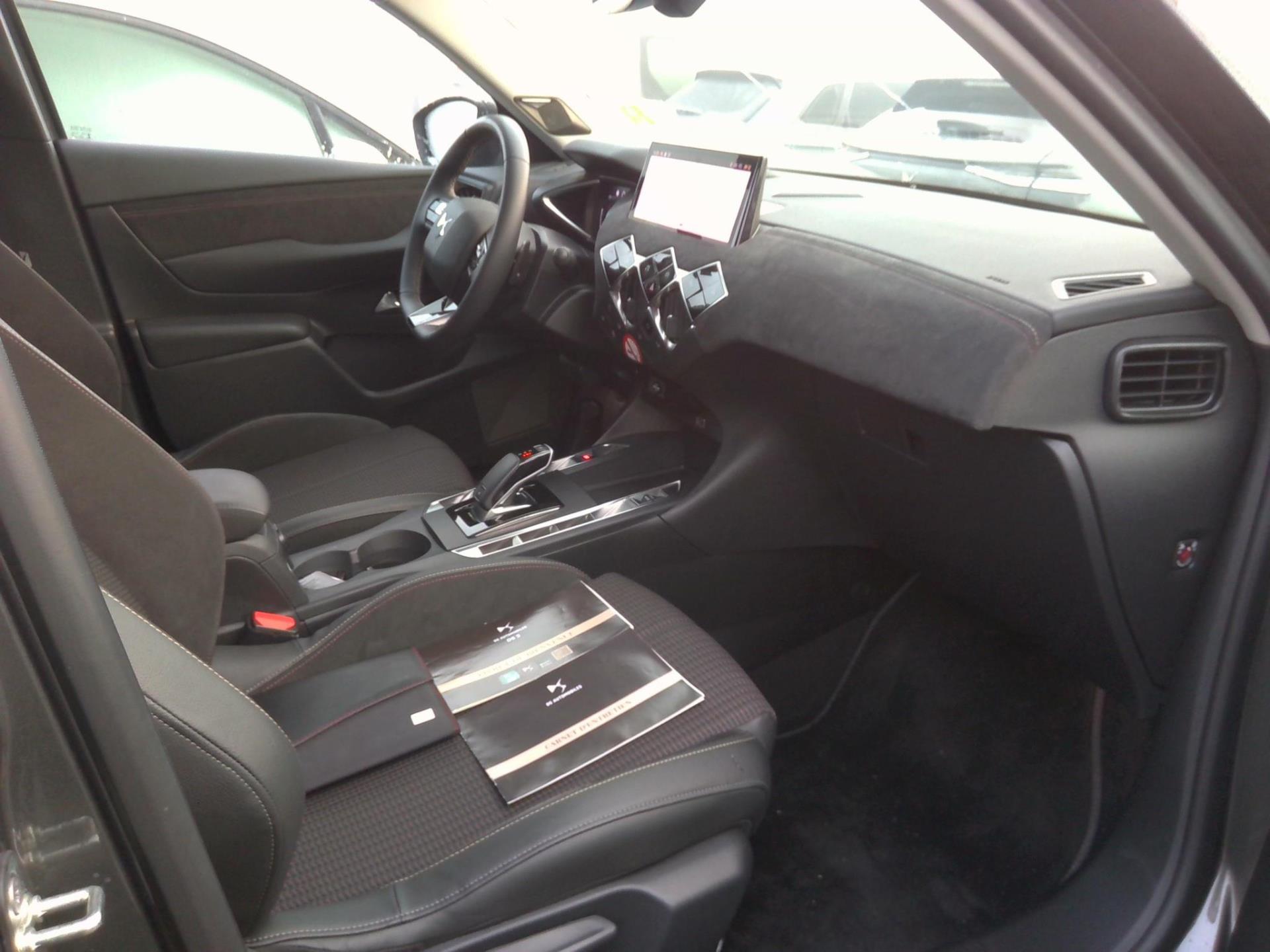 DS DS3 Crossback PureTech 130 EAT8 Performance Line+ 2023