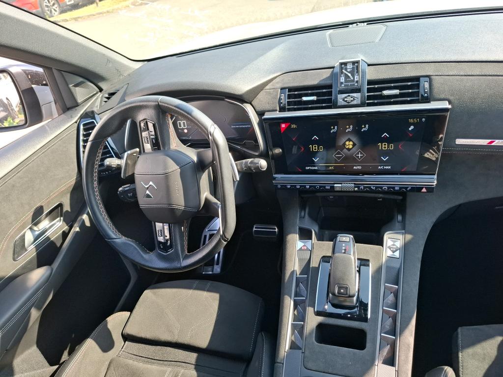 DS DS7 Crossback BlueHDi 130 EAT8 Performance Line+ 2022
