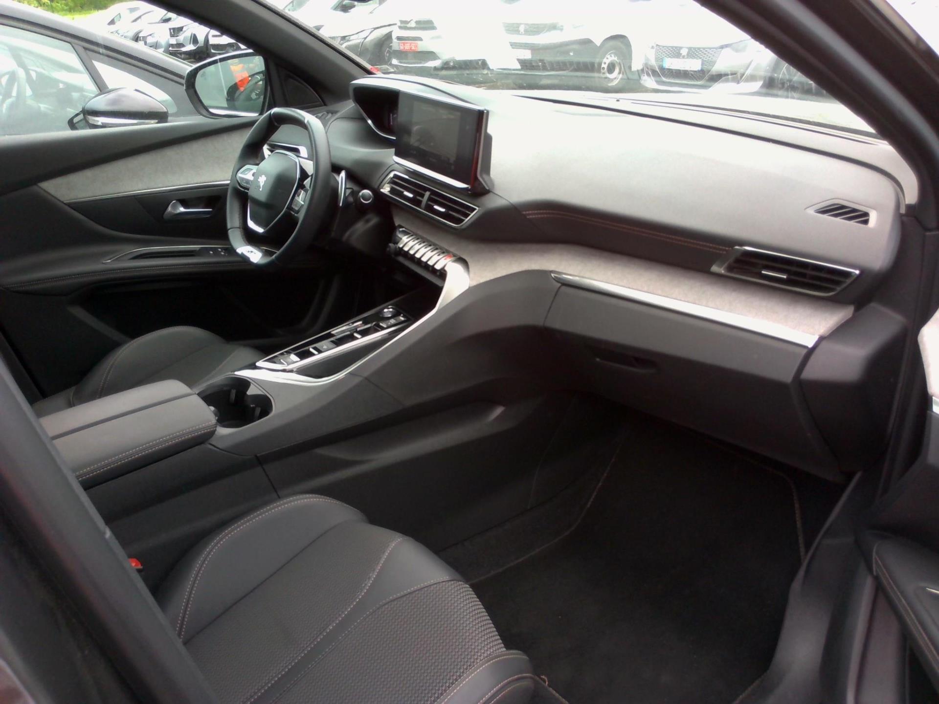 Peugeot 3008 BlueHDi 130ch S&S EAT8 GT 2023
