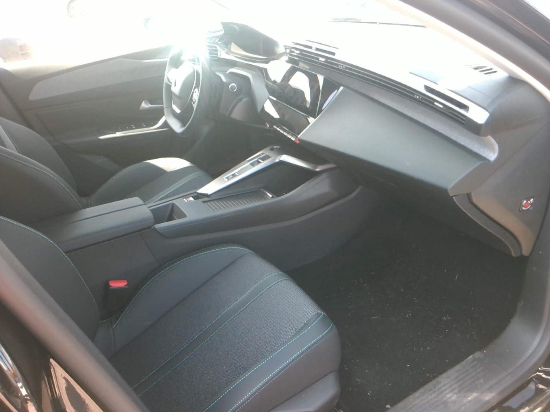 Peugeot 308 BlueHDi 130ch S&S EAT8 Allure 2025