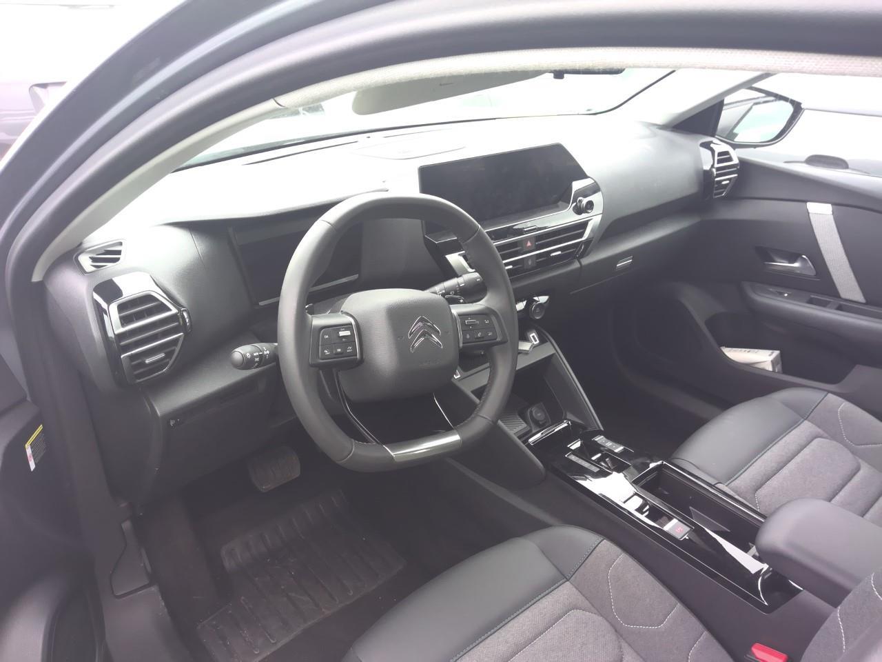 Foto Citroën C4 X 2