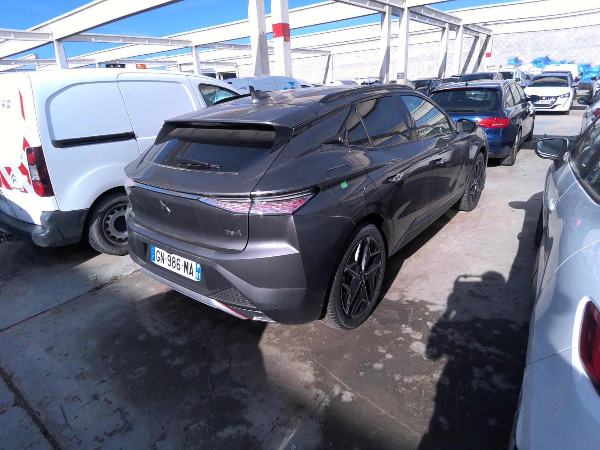 DS DS 4 PureTech 130 EAT8 Cross Rivoli 2023