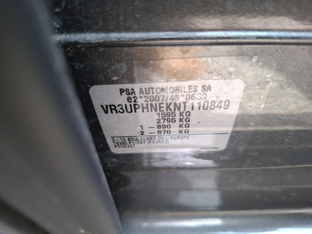 Peugeot 208 PureTech 100 S&S BVM6 GT Pack 2022