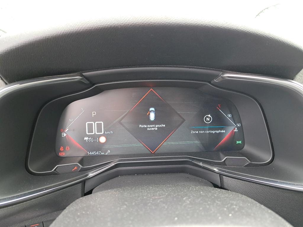 DS DS7 Crossback BlueHDi 130 EAT8 Performance Line+ 2022