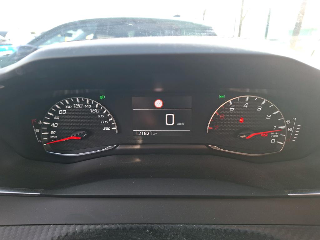 Peugeot 2008 PureTech 130 S&S BVM6 Active Pack 2022