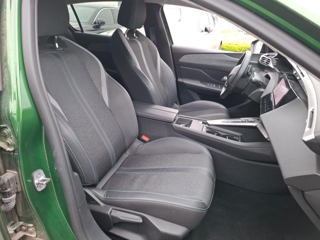 Peugeot 308 PHEV 180 e-EAT8 Allure Pack 2022