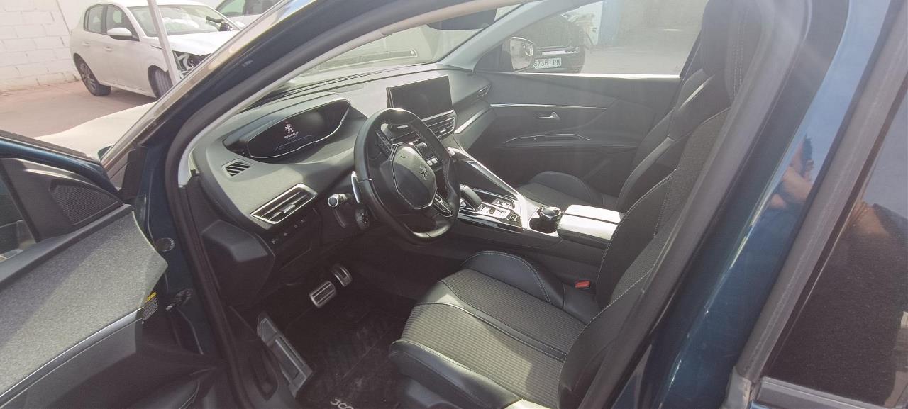 Foto Peugeot 3008 Hybrid 5