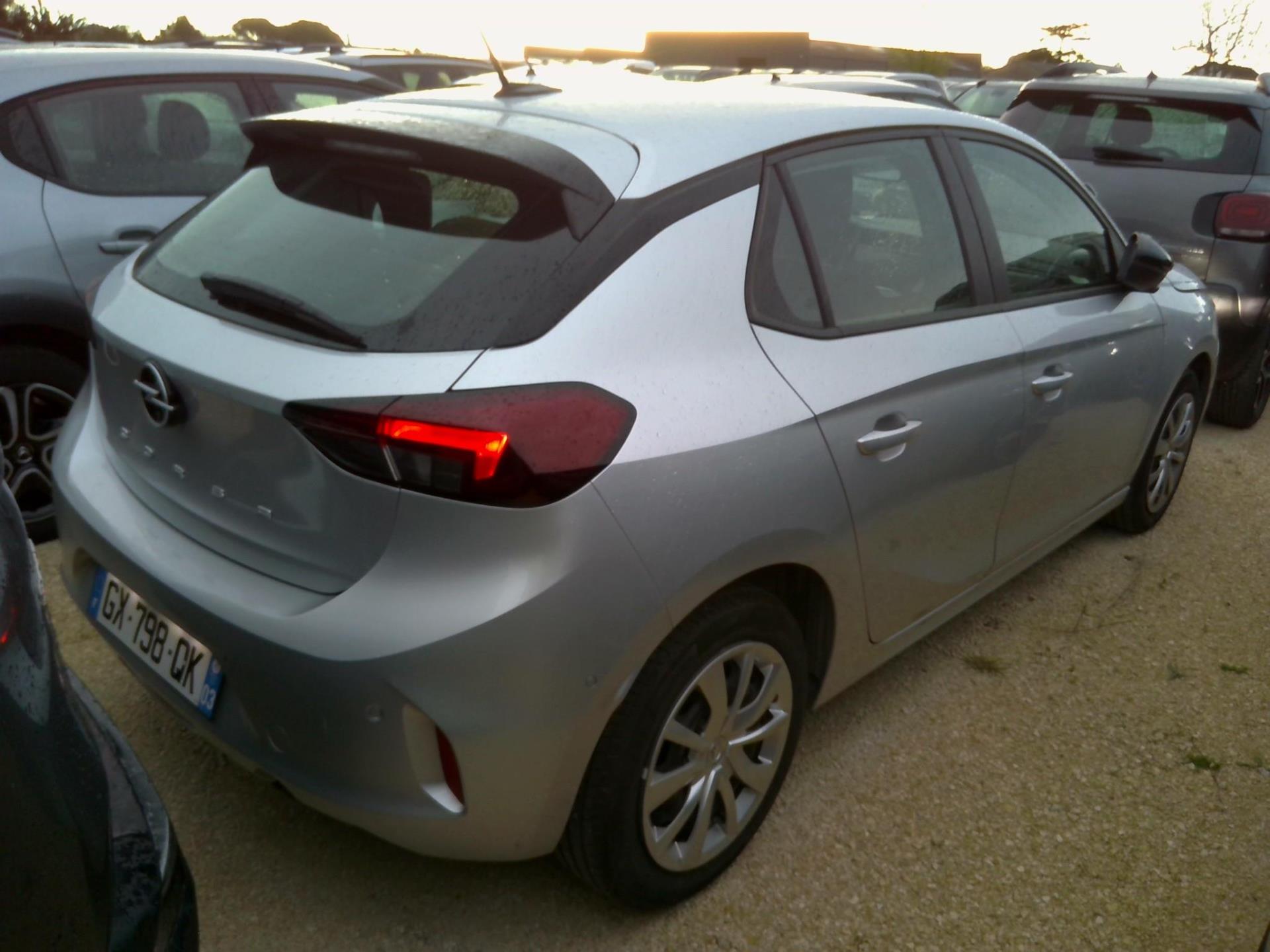Opel Corsa 1.2 75 ch BVM5  2024