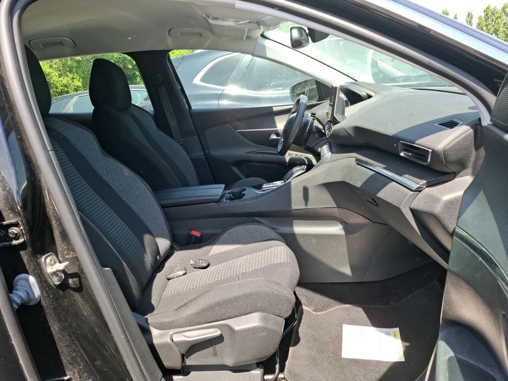 Peugeot 3008 BlueHDi 130ch S&S EAT8 Active Business 2021