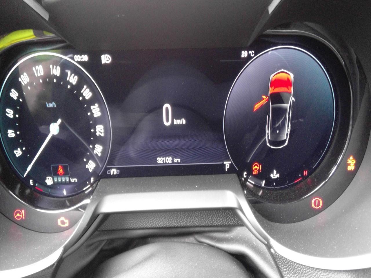Foto Alfa Romeo Stelvio 6