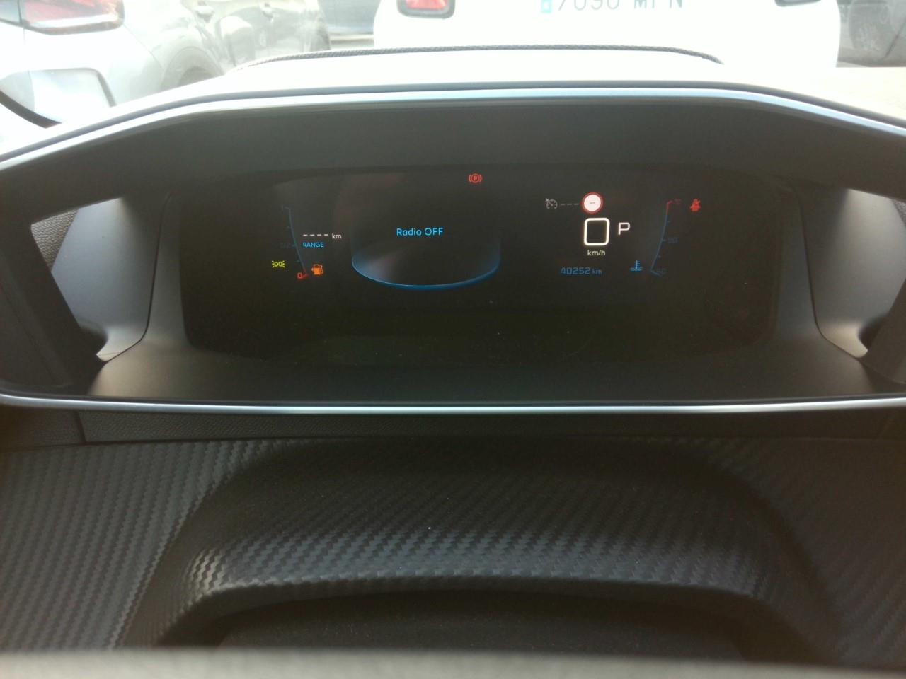 Foto Peugeot 208 10