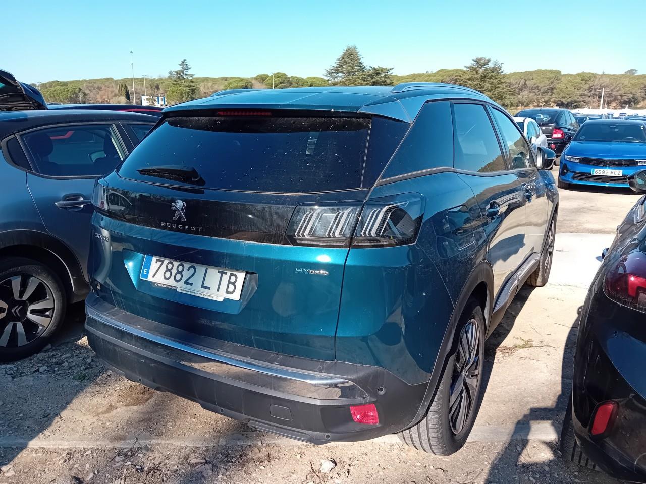 Foto Peugeot 3008 Hybrid 4
