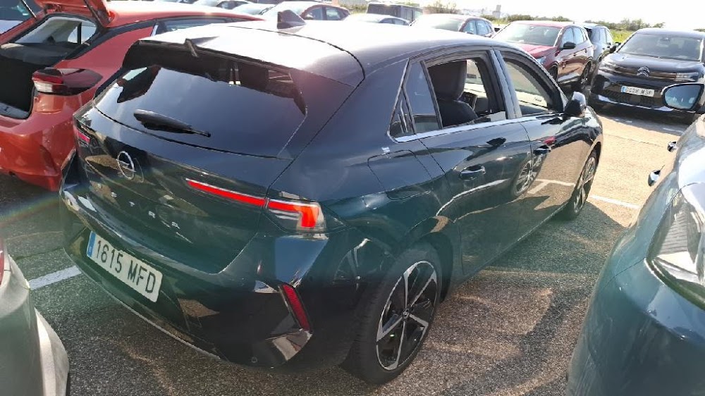 Foto Opel Astra 8