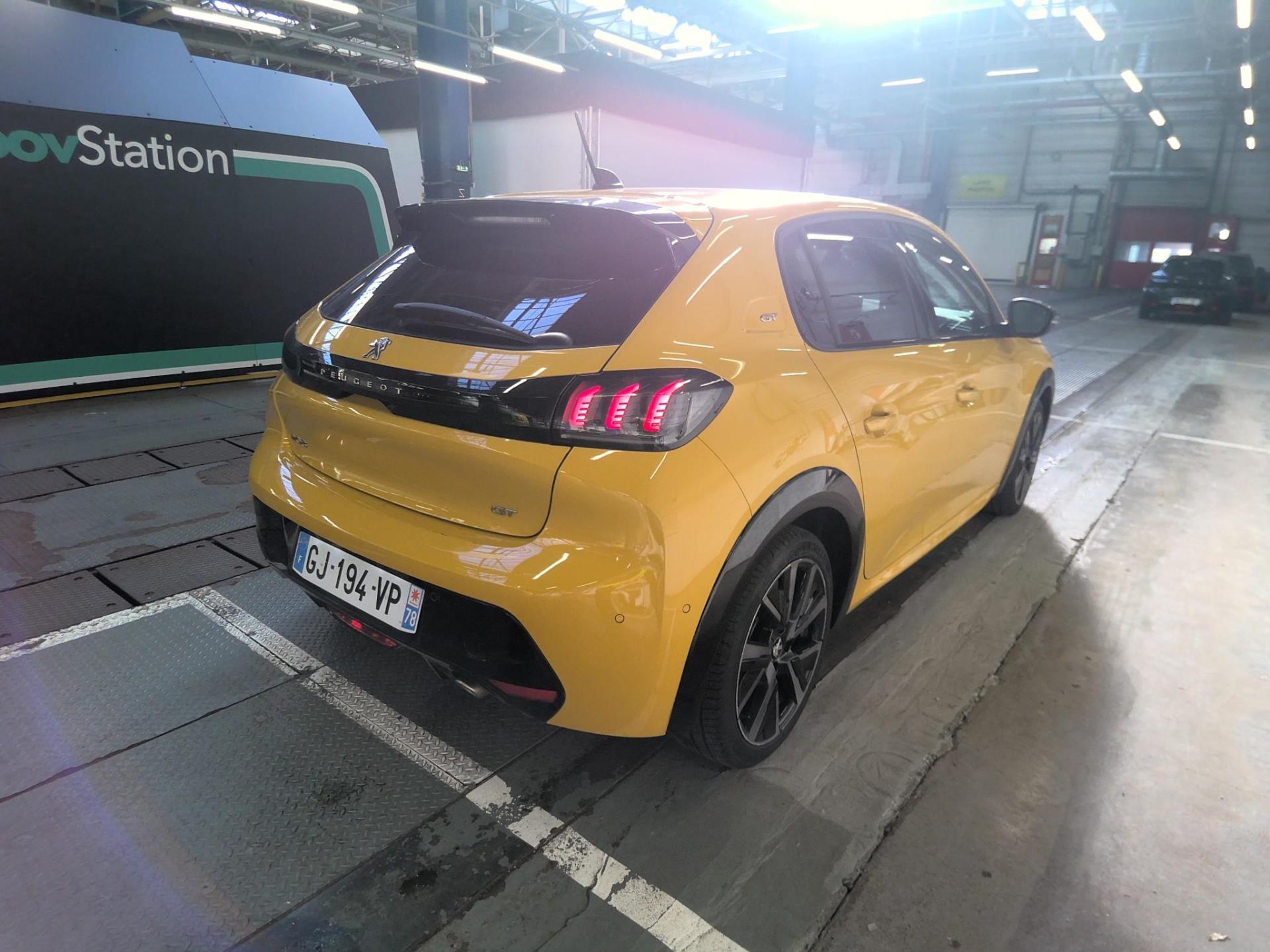 Peugeot 208 PureTech 100 S&S BVM6 GT Pack 2022