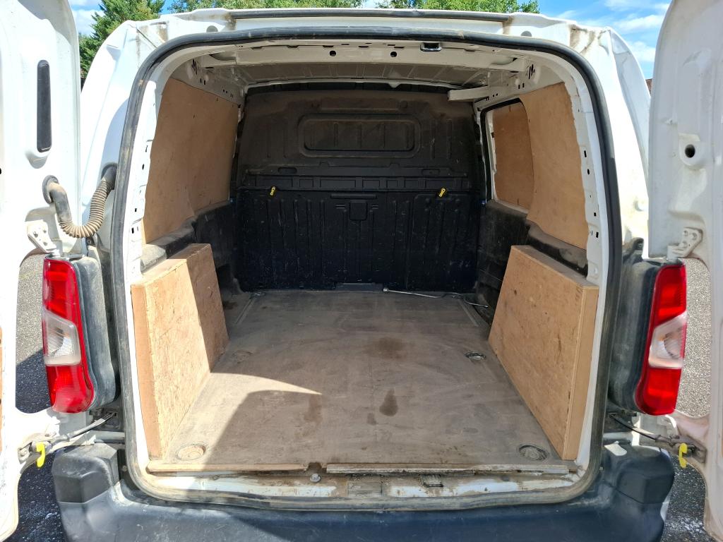 Peugeot PARTNER FOURGON STANDARD 650 KG BLUEHDI 100 S&S BVM5 PREMIUM 2020