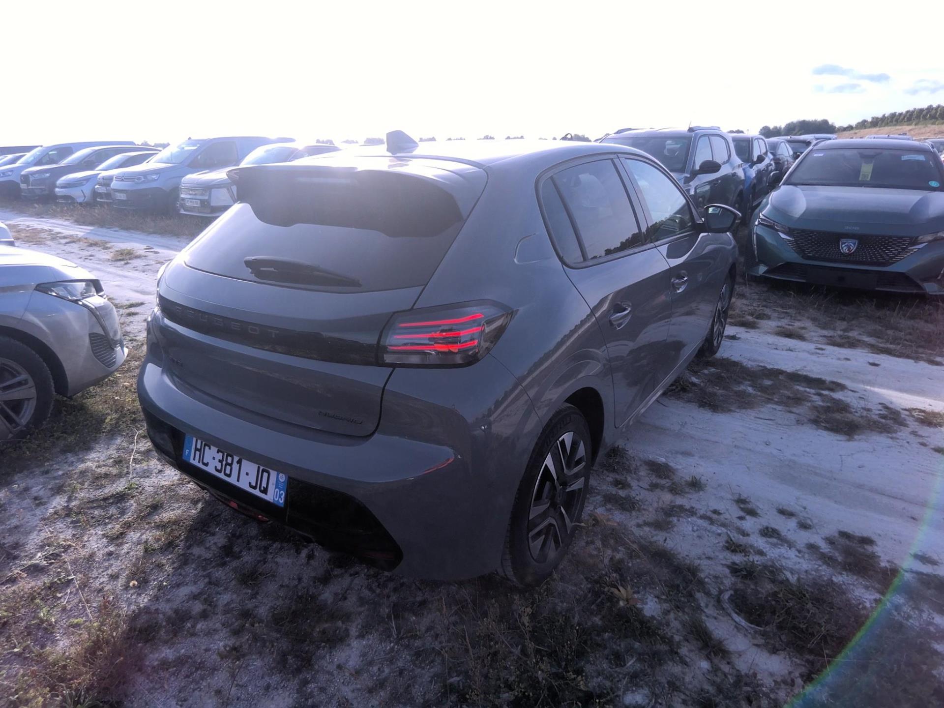 Peugeot 208 Hybrid 100 e-DCS6 Allure 2025