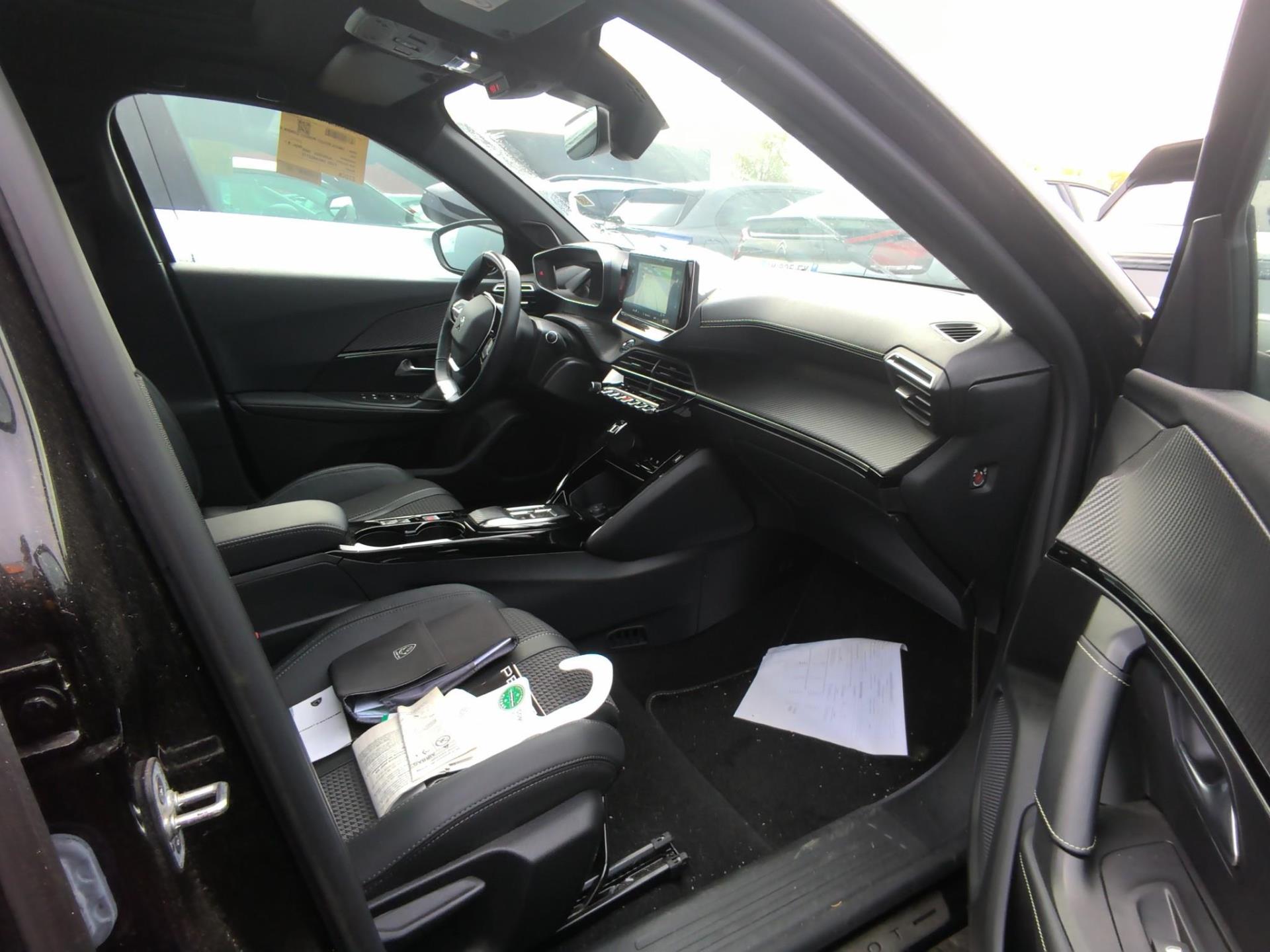 Peugeot 2008 Electrique 136 ch GT 2022