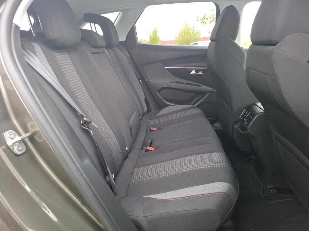 Peugeot 3008 BlueHDi 130ch S&S EAT8 Active Business 2020