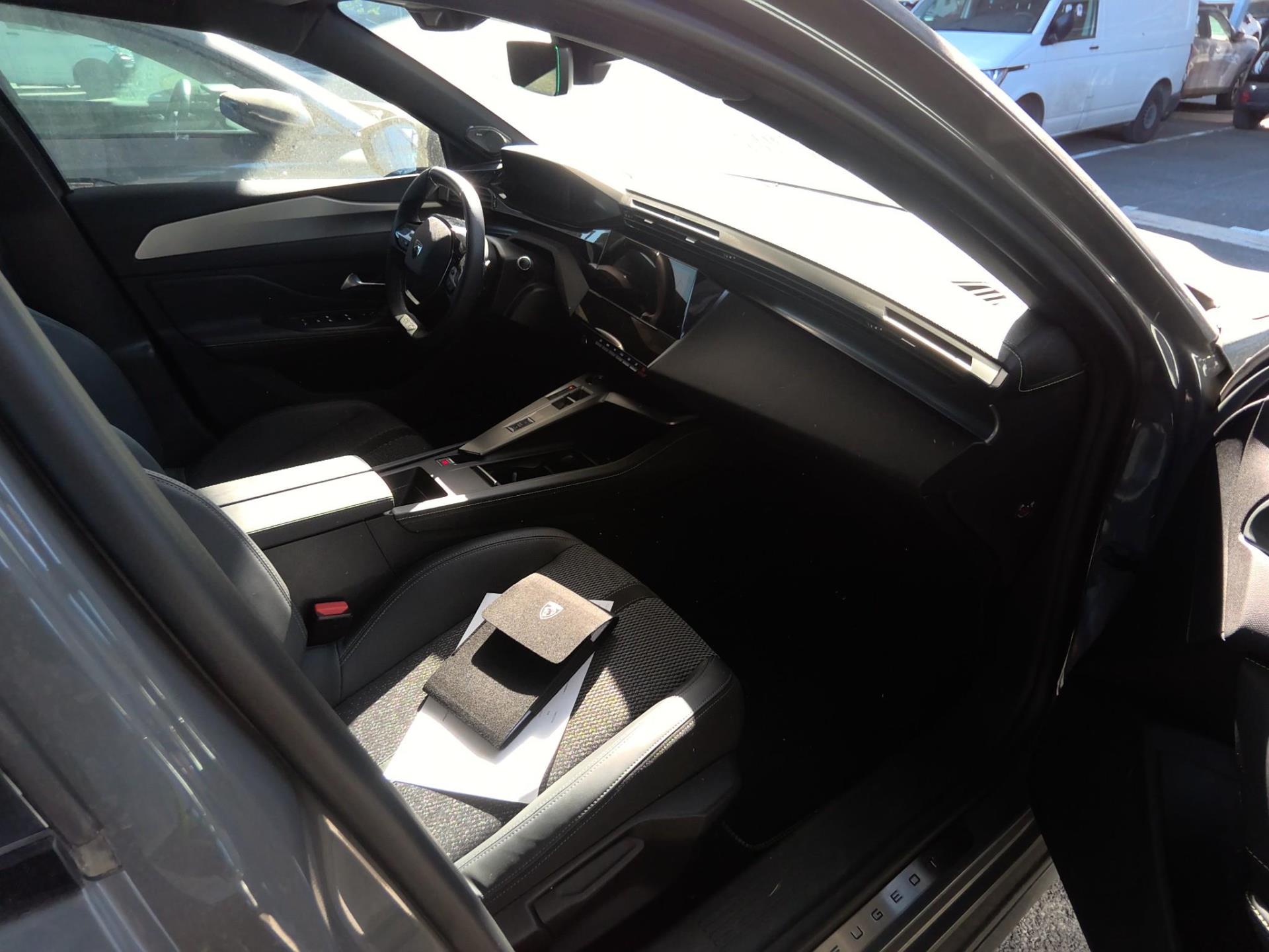 Peugeot 308 SW PHEV 225 e-EAT8 GT 2024