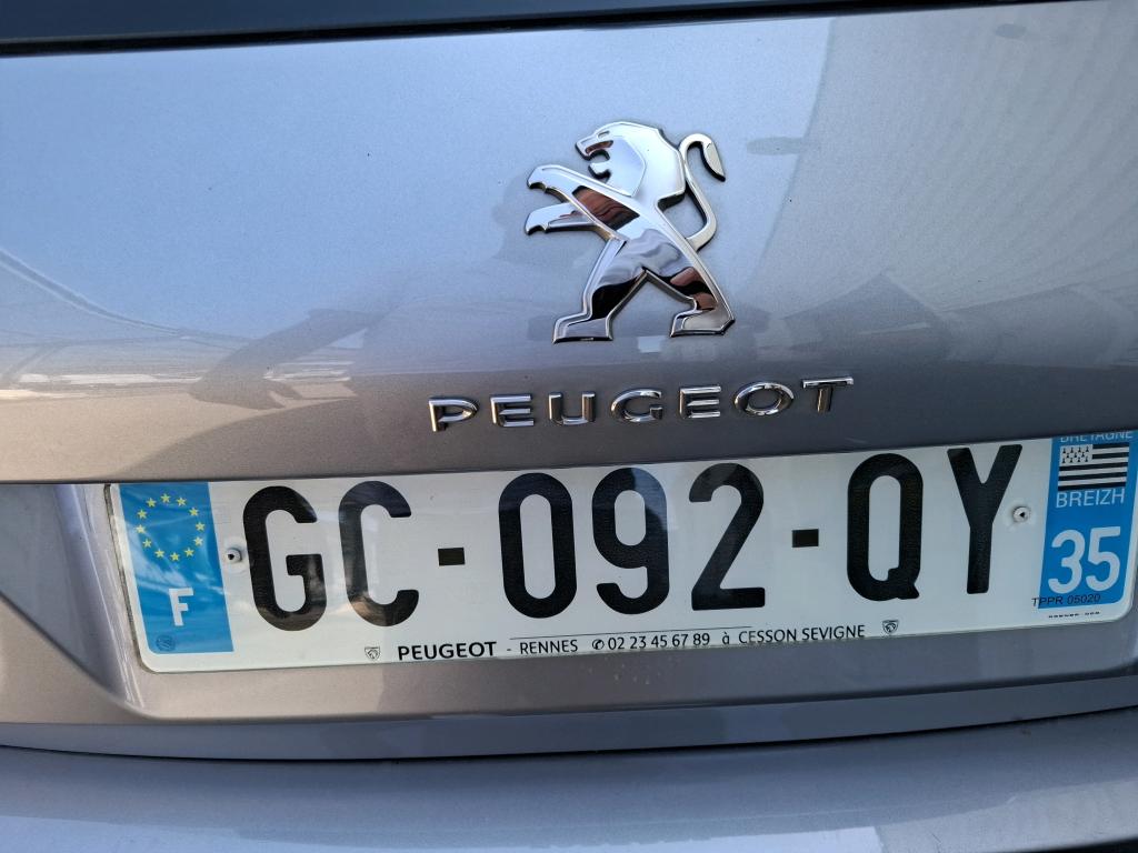 Peugeot 308 BlueHDi 130ch S&S EAT8 Active Business 2021