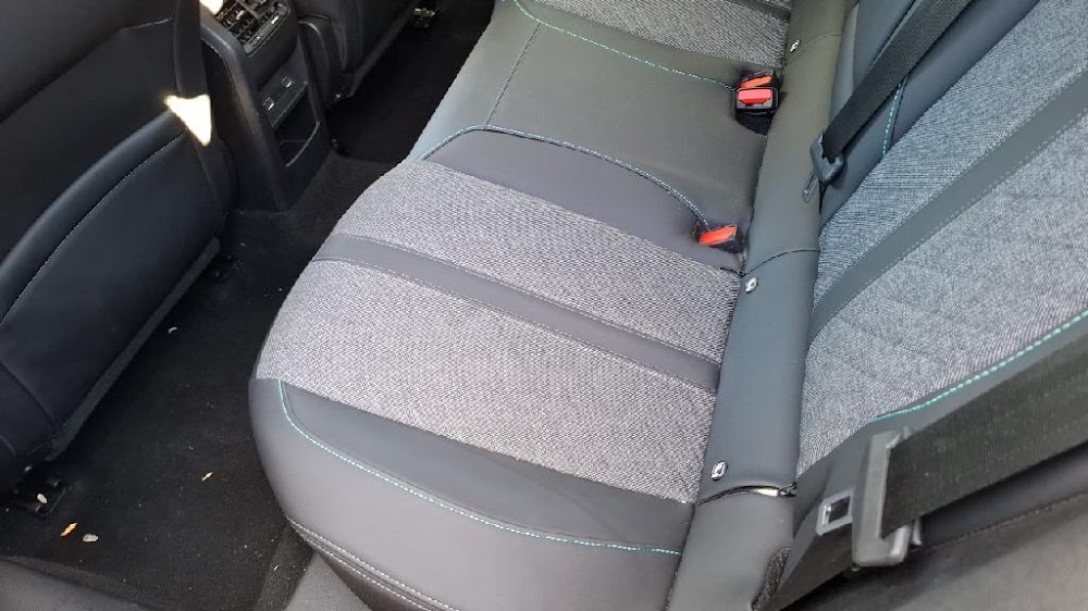 Foto Peugeot 408 10