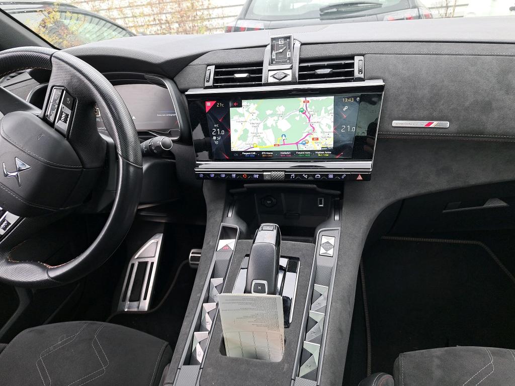 DS DS7 Crossback BlueHDi 130 EAT8 Performance Line+ 2022