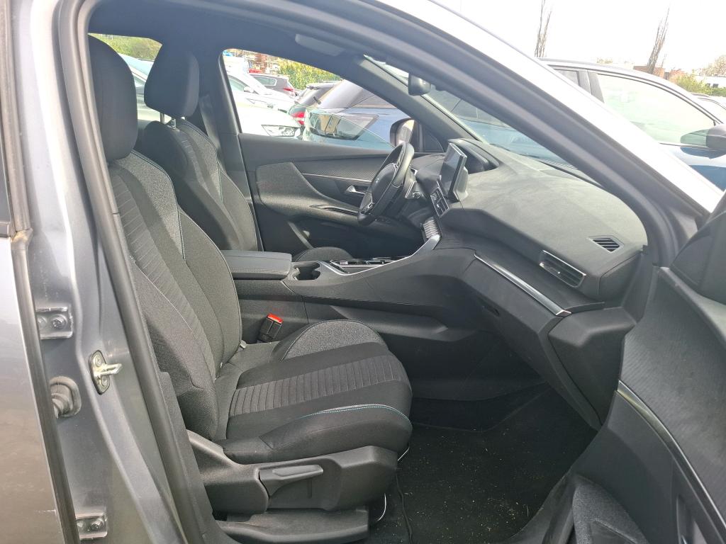 Peugeot 3008 Hybrid 225 e-EAT8 Active Pack 2023