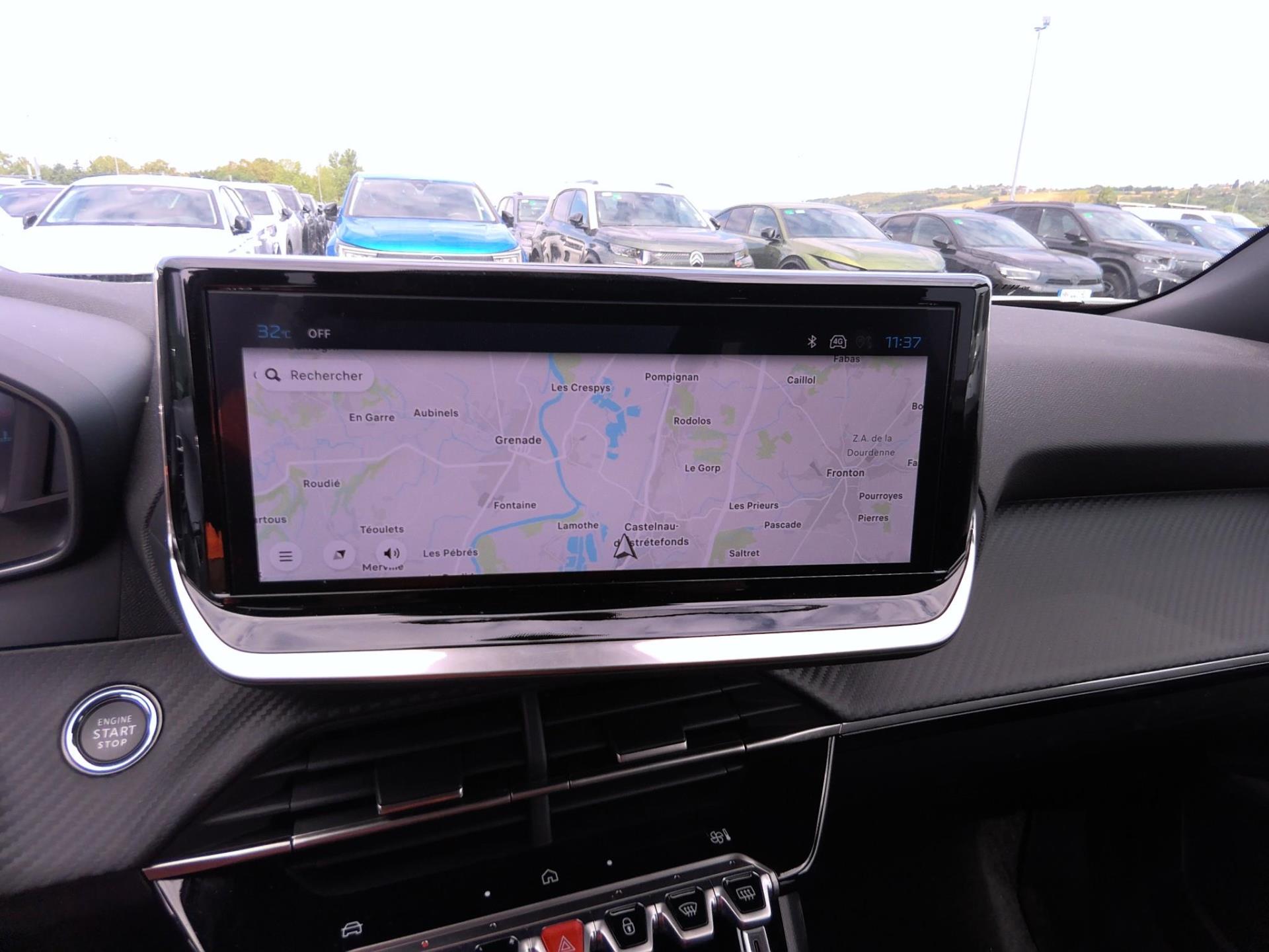 Peugeot 2008 Turbo 100 ch BVM6 Allure 2026