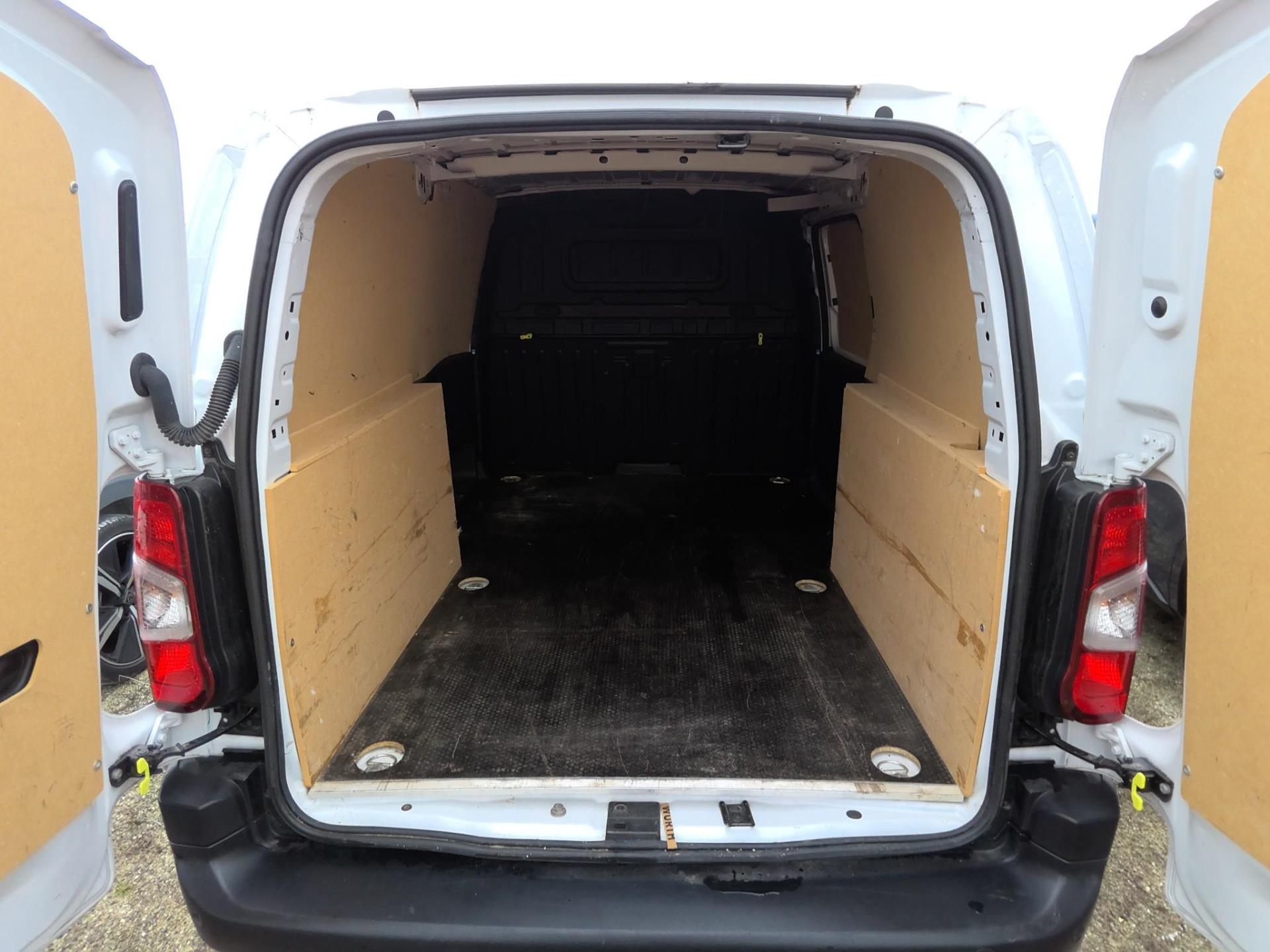 Peugeot PARTNER FOURGON XL 950 KG BLUEHDI 100 S&S BVM6  2023