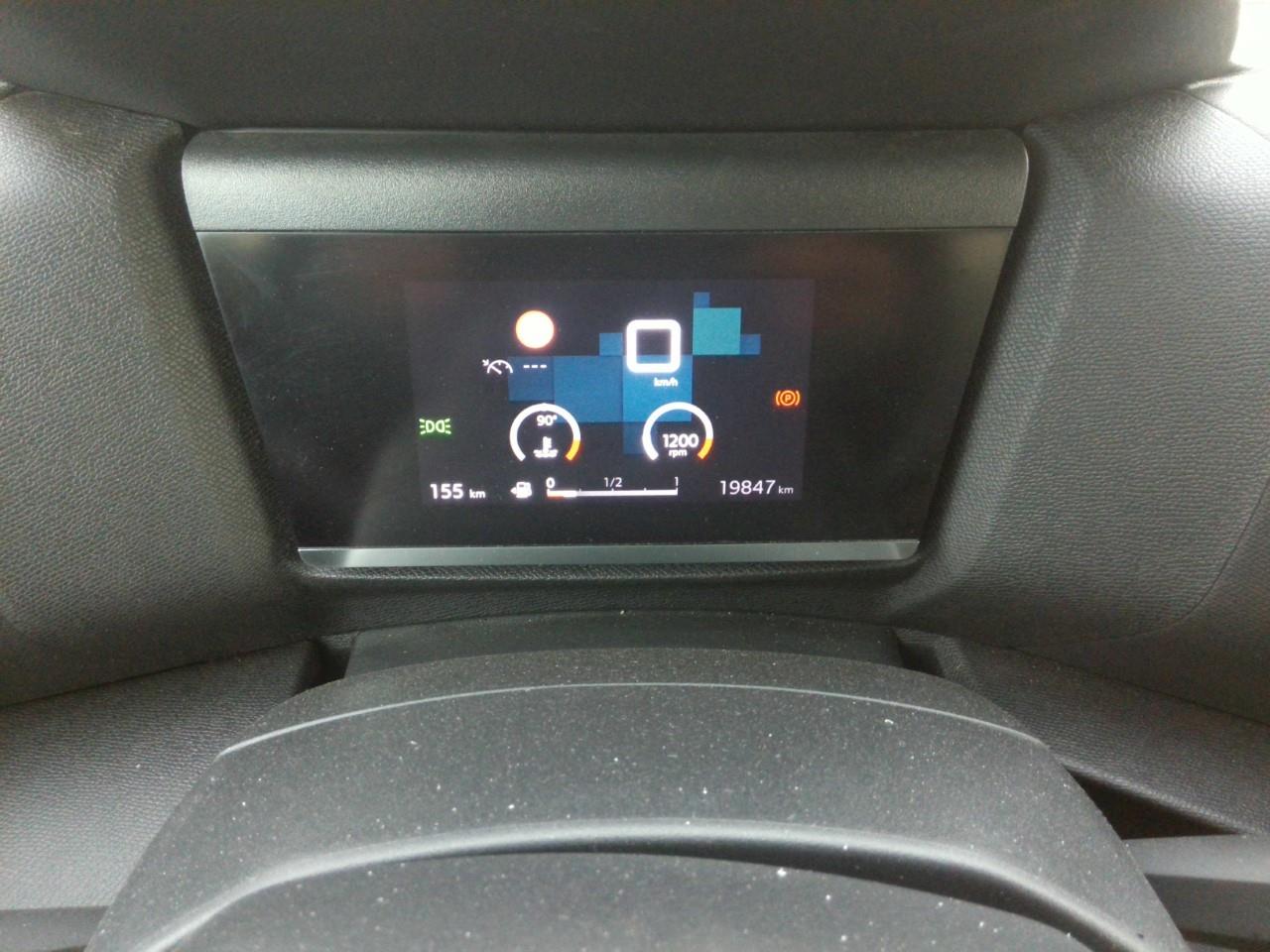 Foto Citroën C4 X 9