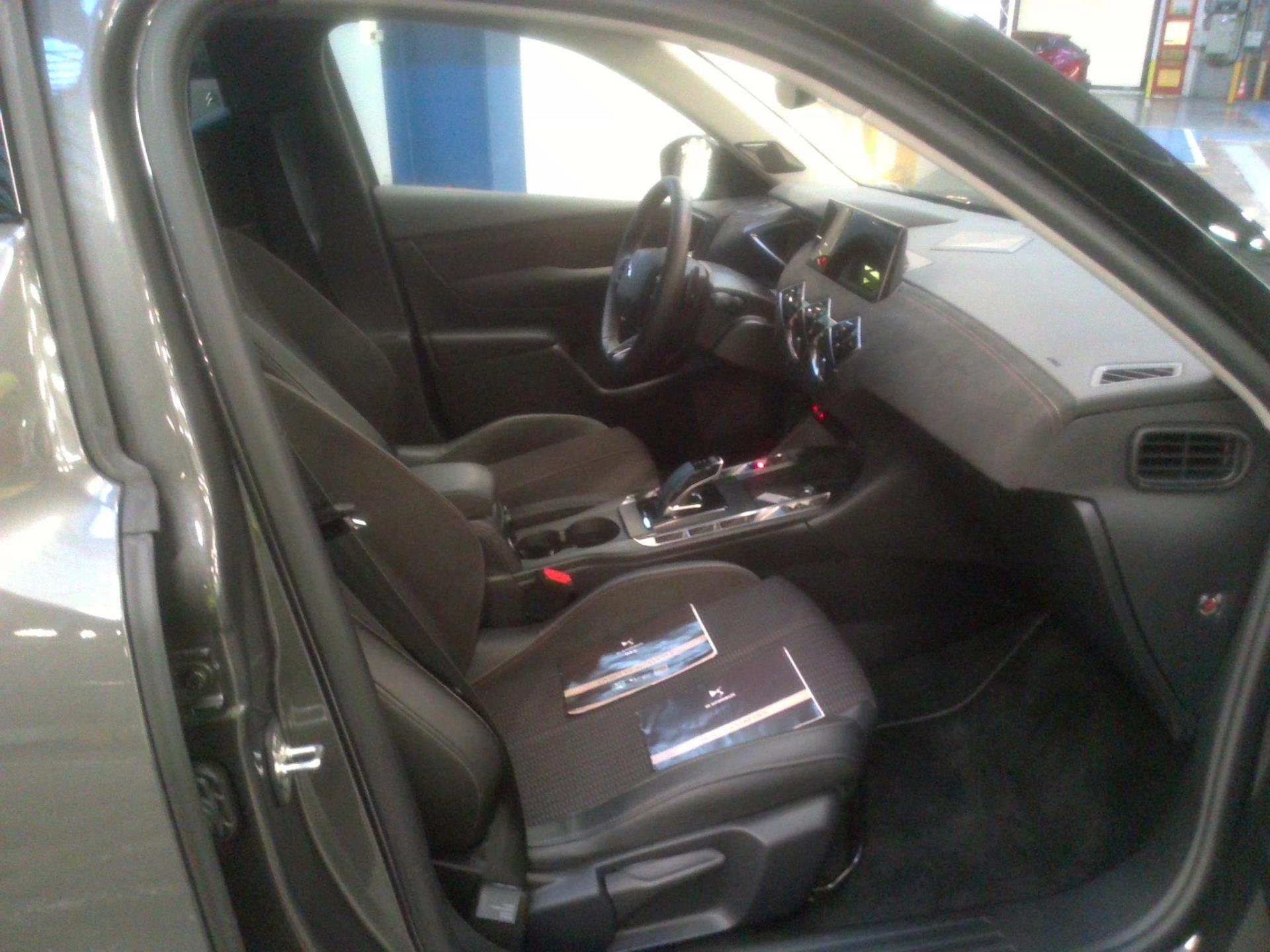 DS DS3 Crossback PureTech 130 EAT8 Performance Line+ 2023