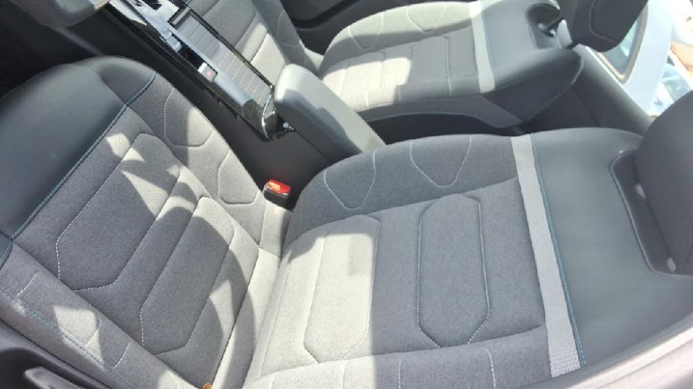 Foto Citroën C4 X 10