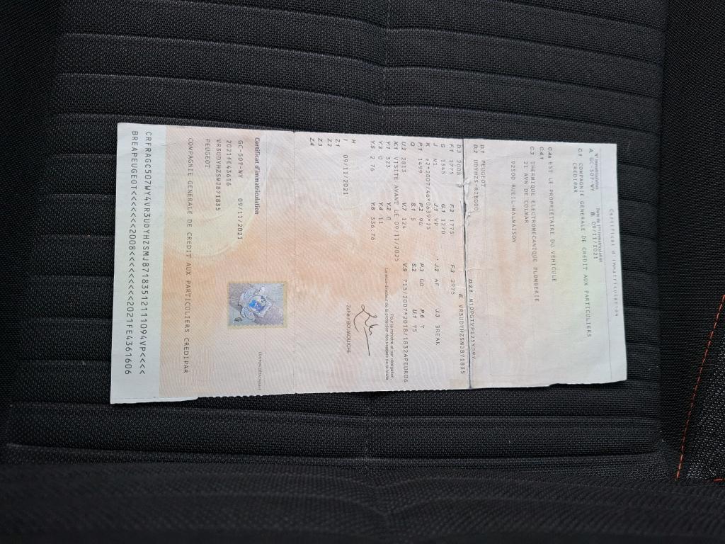 Peugeot 2008 BlueHDi 130 S&S EAT8 Active Business 2021