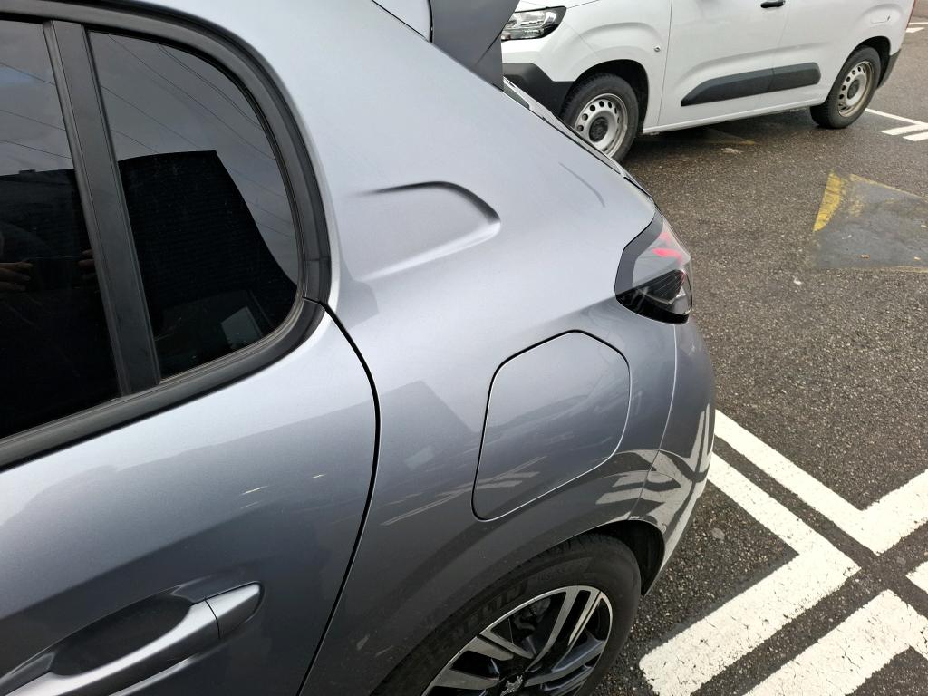 Peugeot 208 PureTech 100 S&S EAT8 Allure 2022