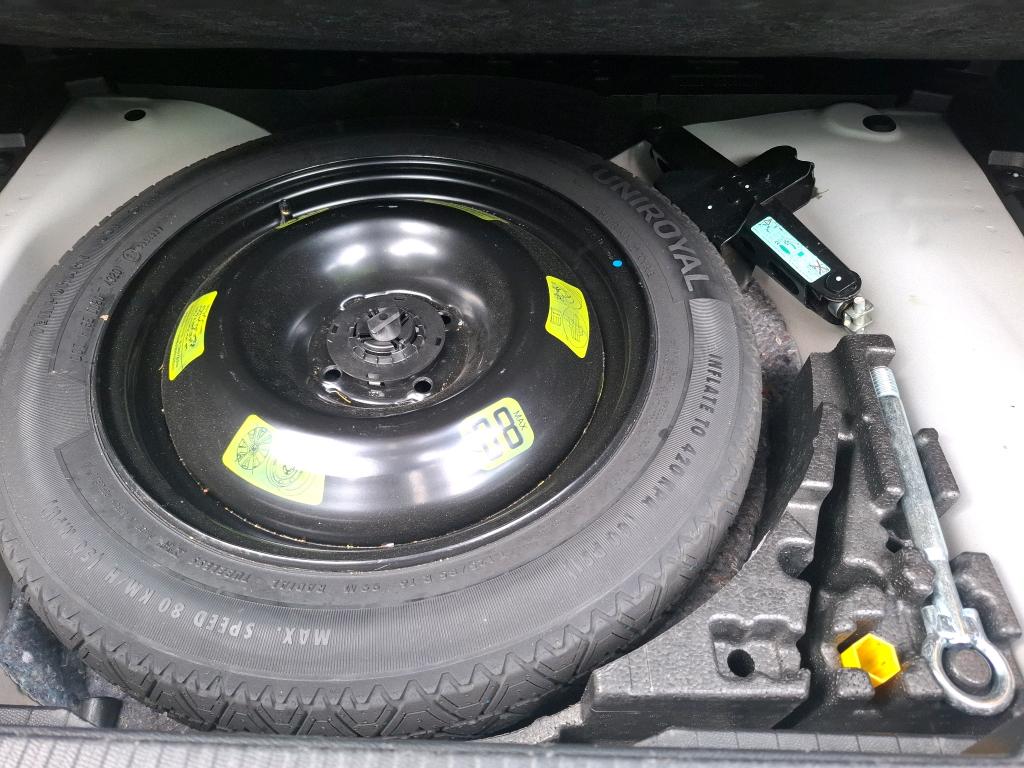 Peugeot 2008 BlueHDi 110 S&S BVM6 Active Business 2021