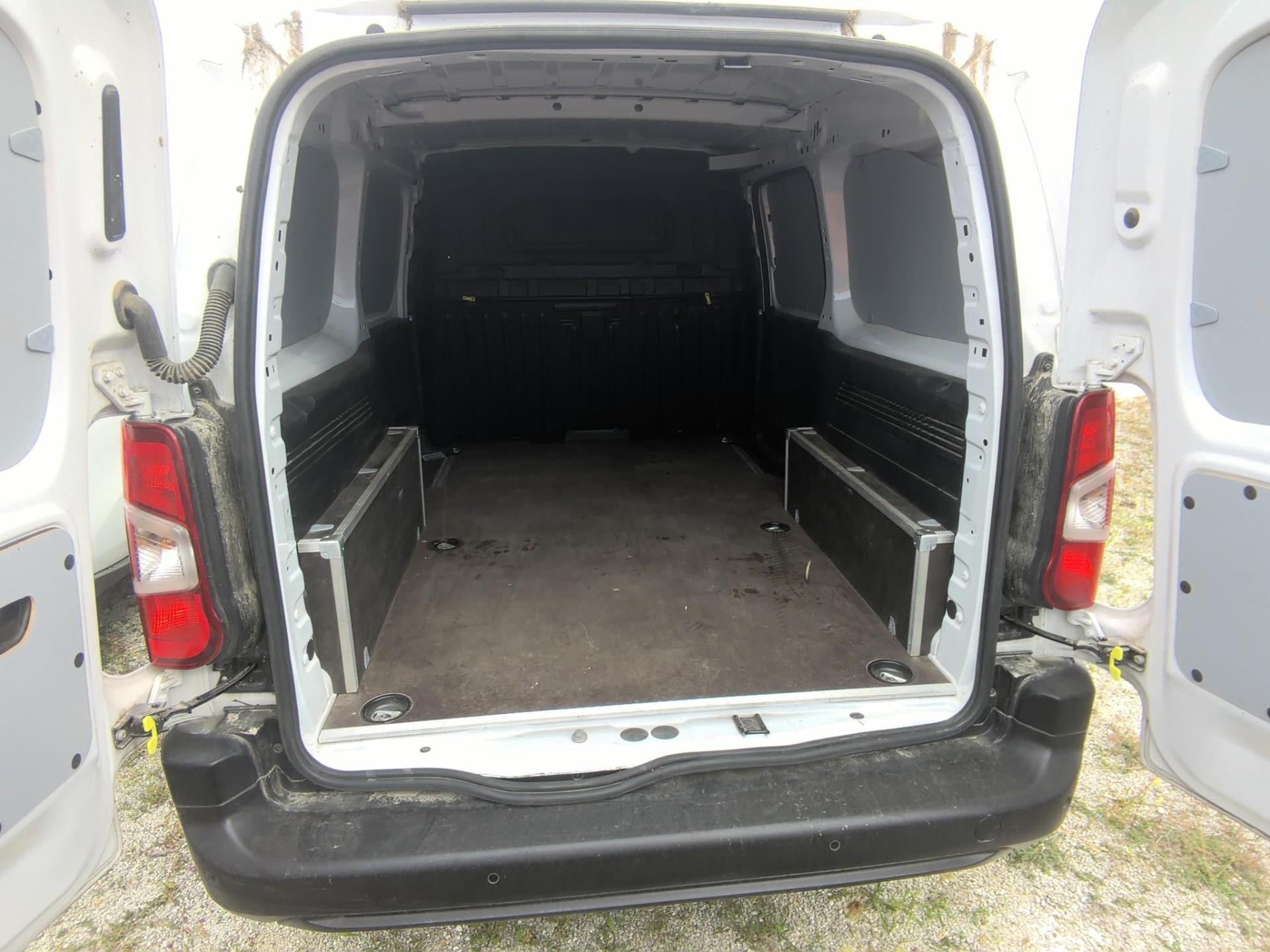 Peugeot PARTNER FOURGON XL 950 KG BLUEHDI 100 S&S BVM6 2024