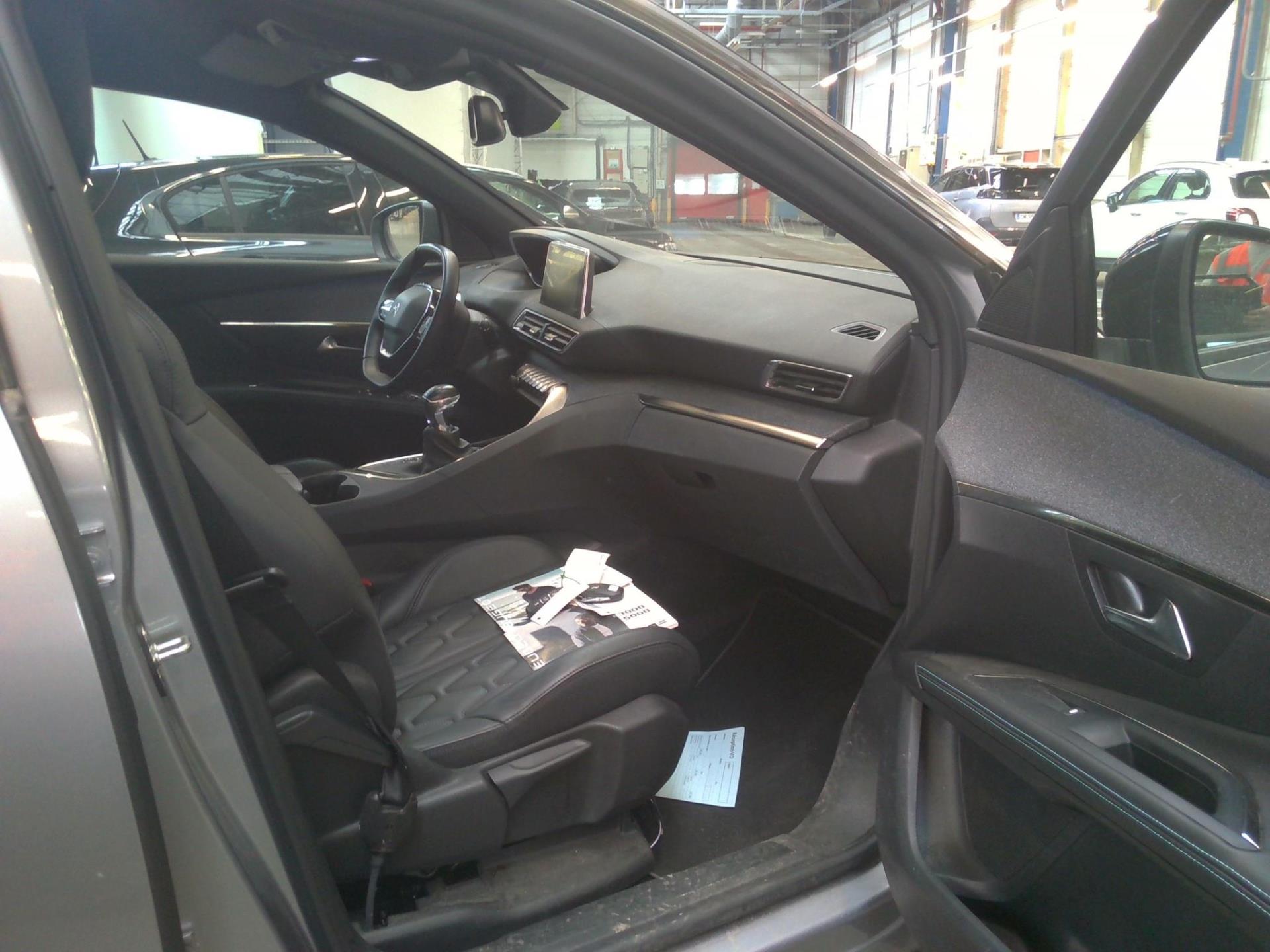 Peugeot 5008 PureTech 130ch S&S BVM6 Allure Pack 2023