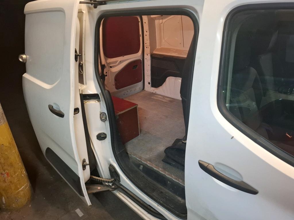 Peugeot PARTNER FOURGON STANDARD 650 KG BLUEHDI 100 S&S BVM5 PREMIUM 2019