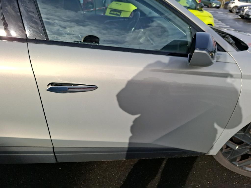 DS DS 4 BlueHDi 130 EAT8 Performance Line 2024