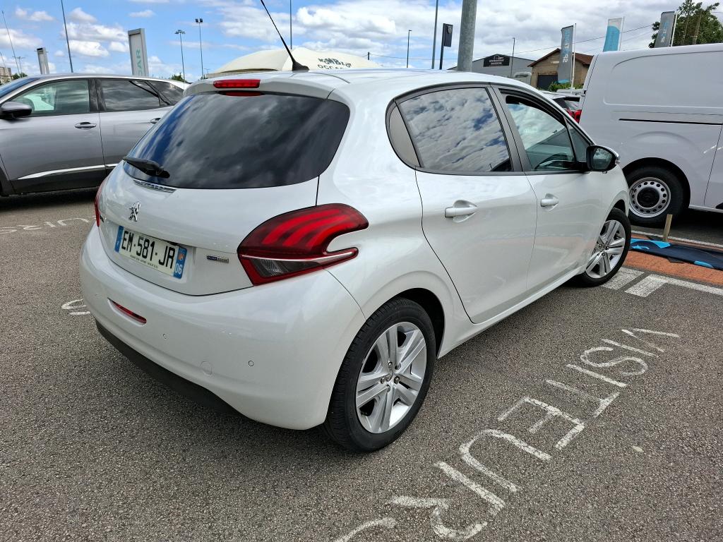 Peugeot 208 1.2 PureTech 82ch BVM5 Style 2017